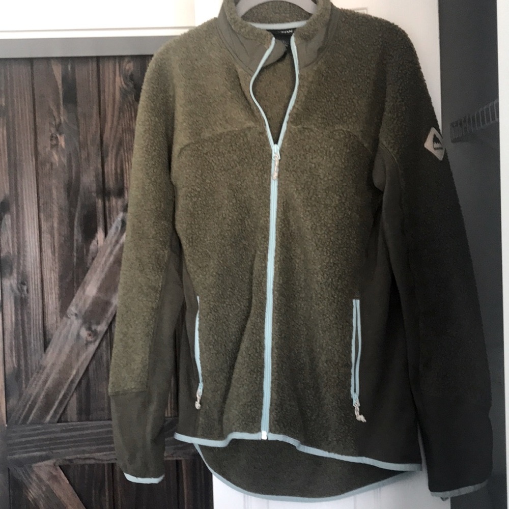 Burton zip up